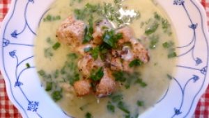 gartnerei-duftgarten-kraetercreme-suppe-mit-birnen-limette-und-croutons-vorschaubild